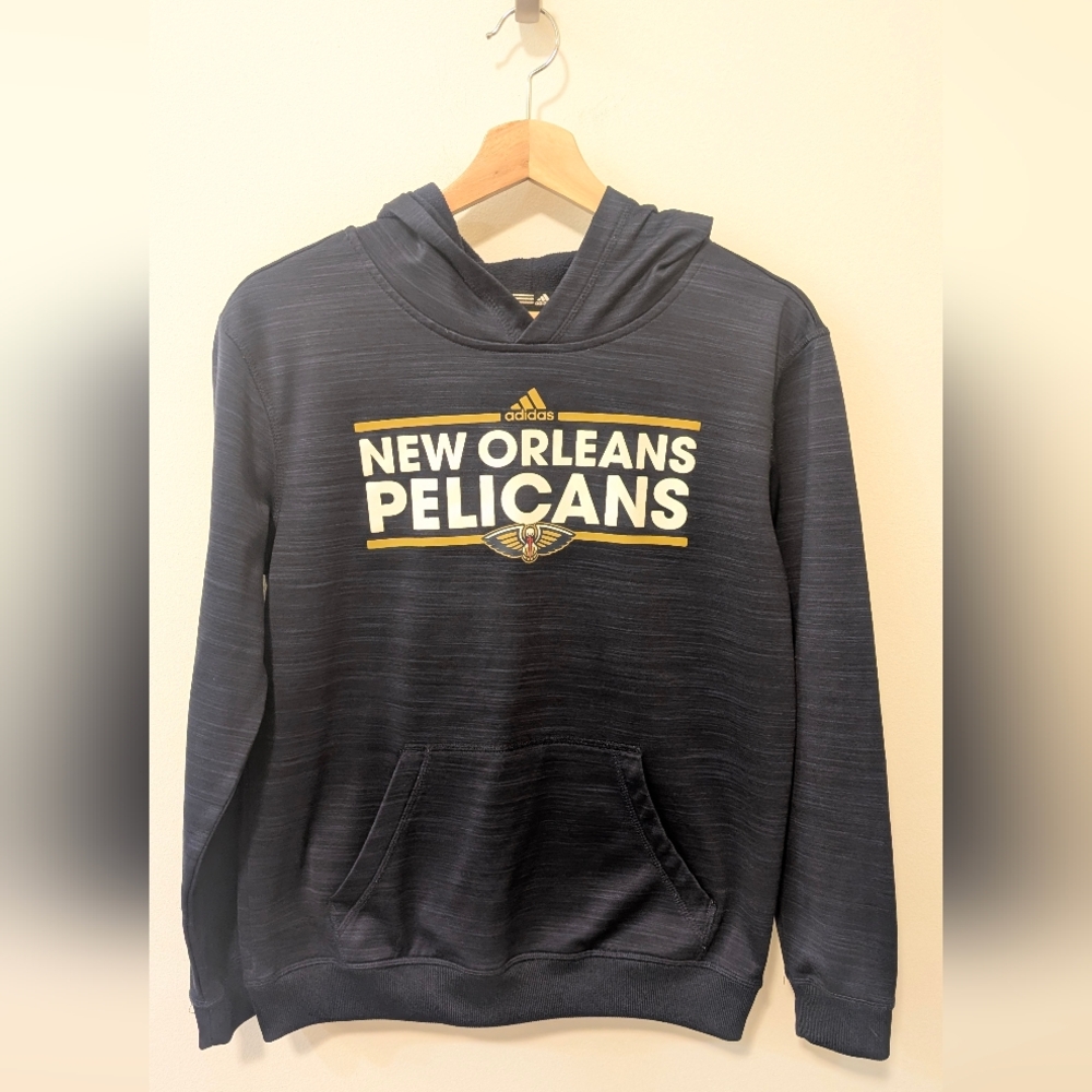 Adidas NBA New Orleans Pelicans Navy Logo Hoodie Boys Size Large 14/6 - Picture 1 of 7